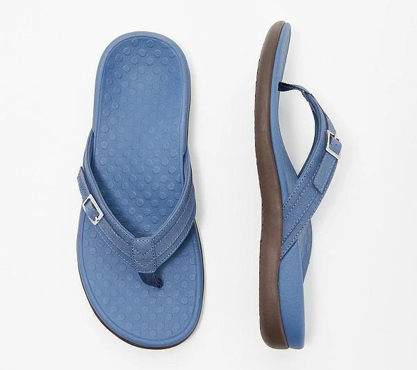 THONG SANDALS WITH BUCKLE DETAIL